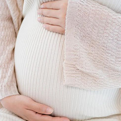 这就好比我😊花钱充值🇲🇦🐫给AI，然后A📤I再花钱🍃🔞雇别人替它举☠🌑